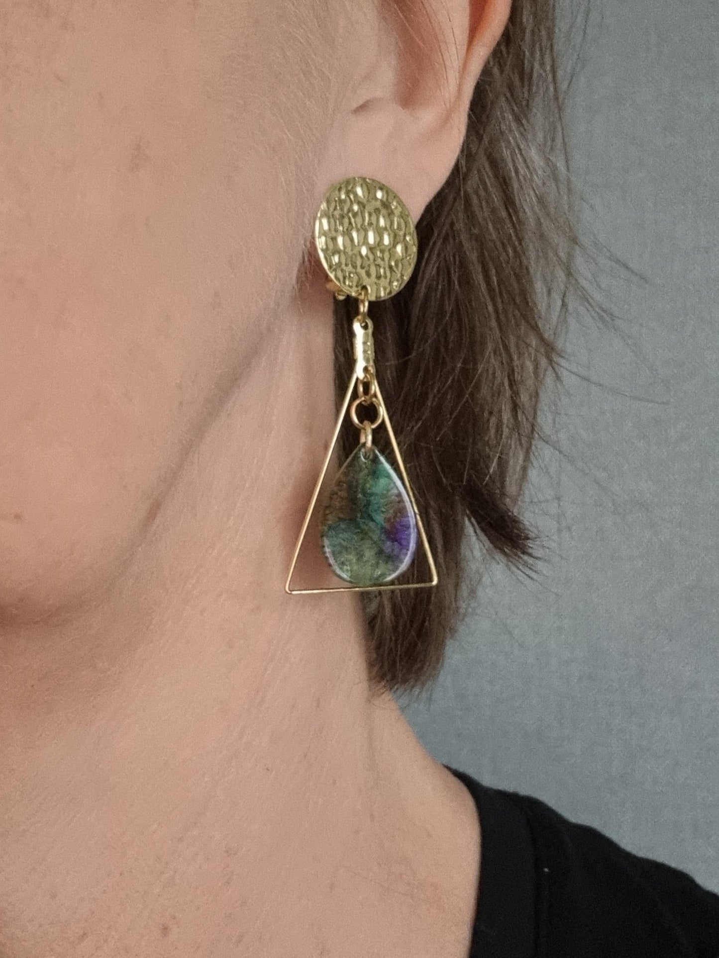 Clips d'oreilles placage or vert marbré PALOMA
