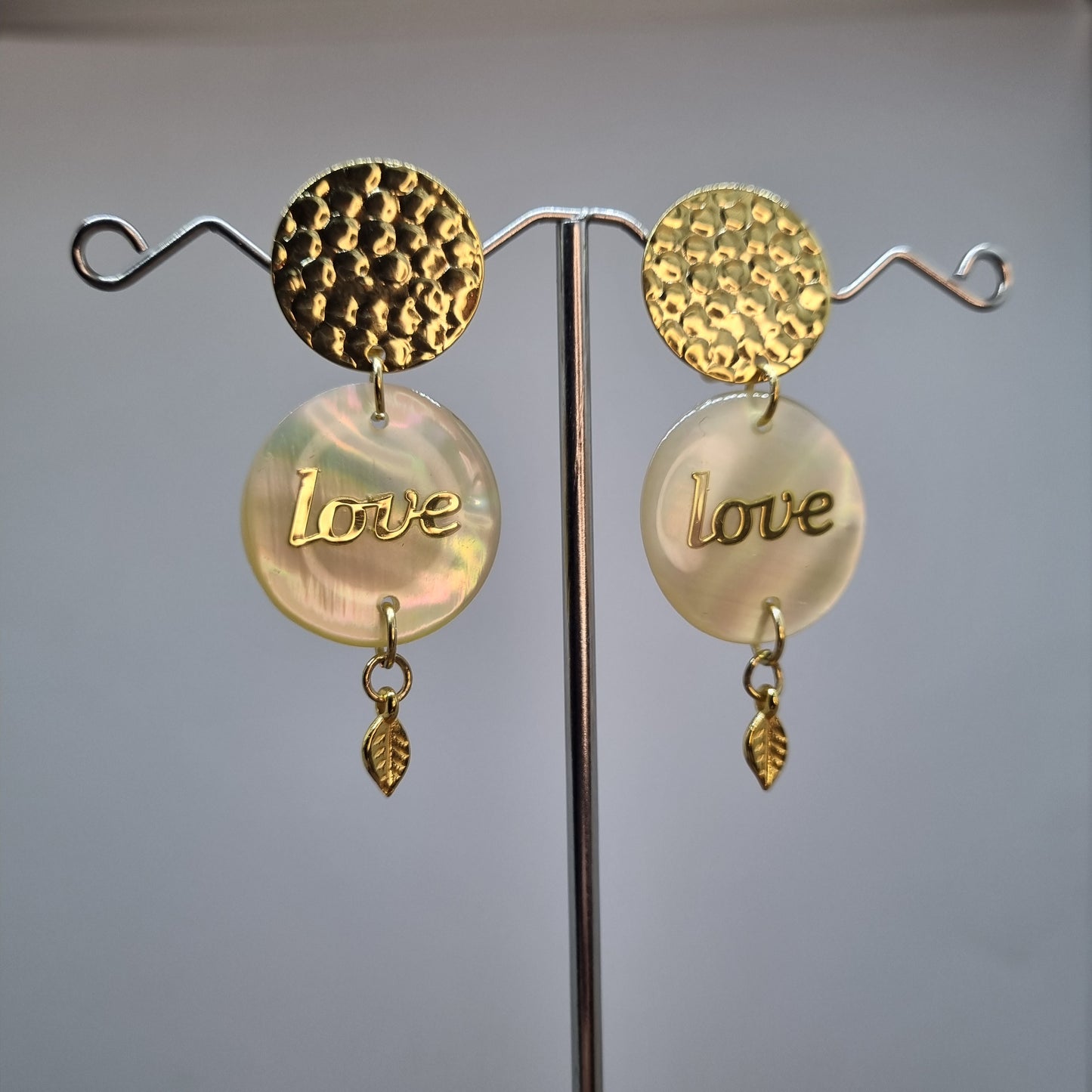 Clips d'oreilles plaqué or et nacre DARLING