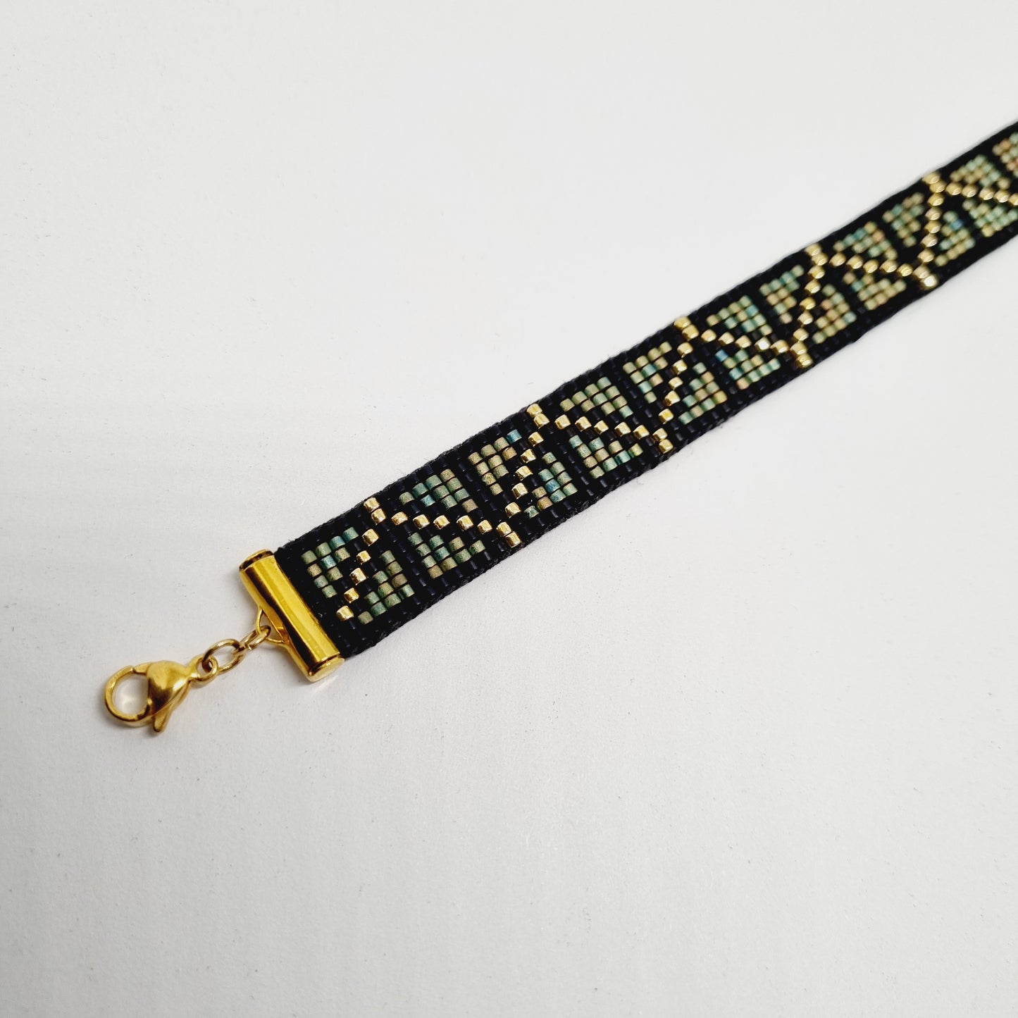 Bracelet tissé perles japonaises YUNA
