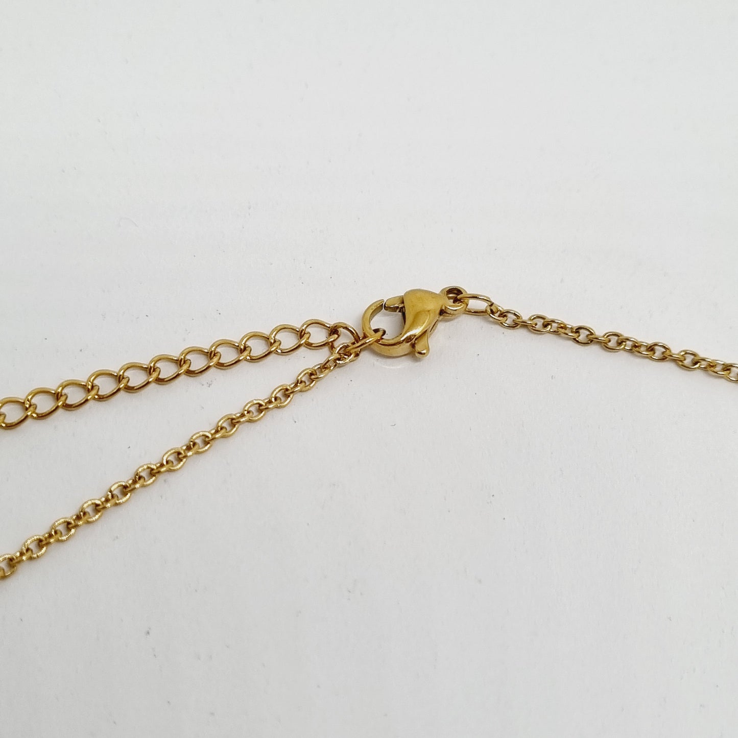 Collier chaîne pendentif acier et nacre CHARLIE