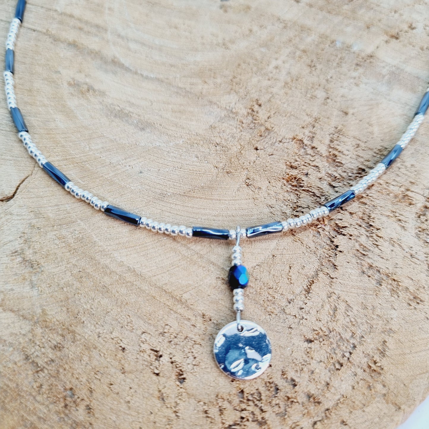 Collier perles rocaille argent et hématite GIGI