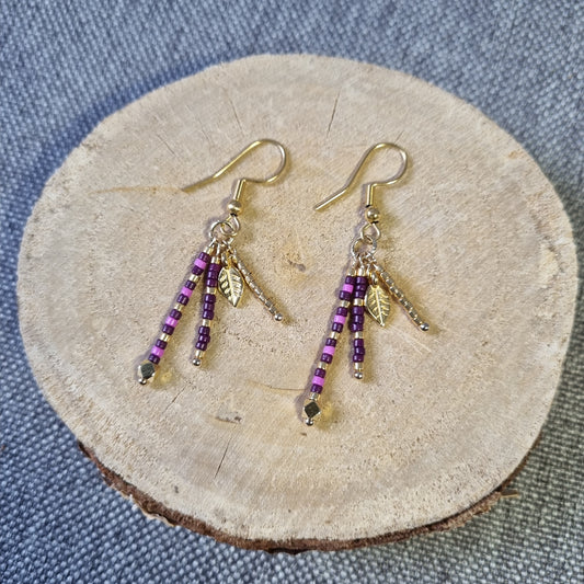Boucles d'oreilles pendantes perles dorées CHARLOTTE