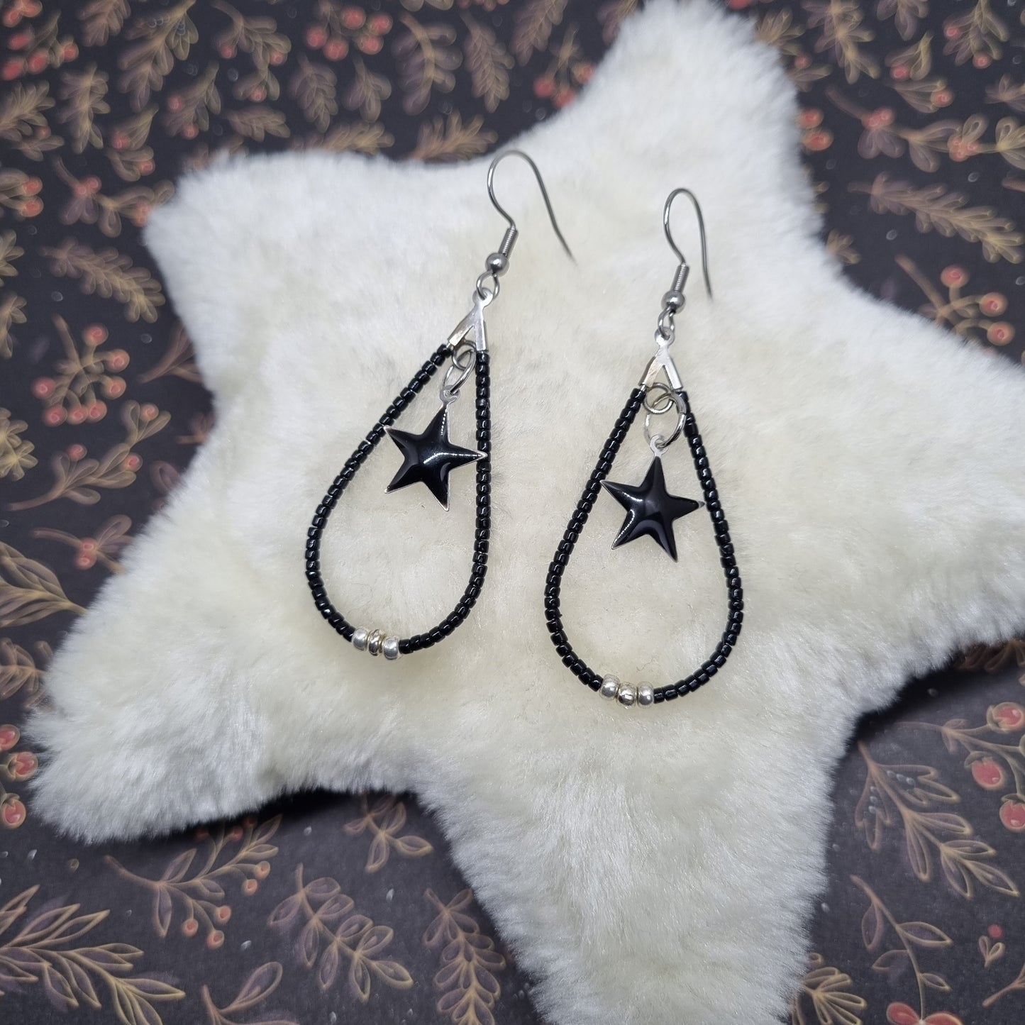 Boucles d'oreilles pendantes perles et acier PATTY