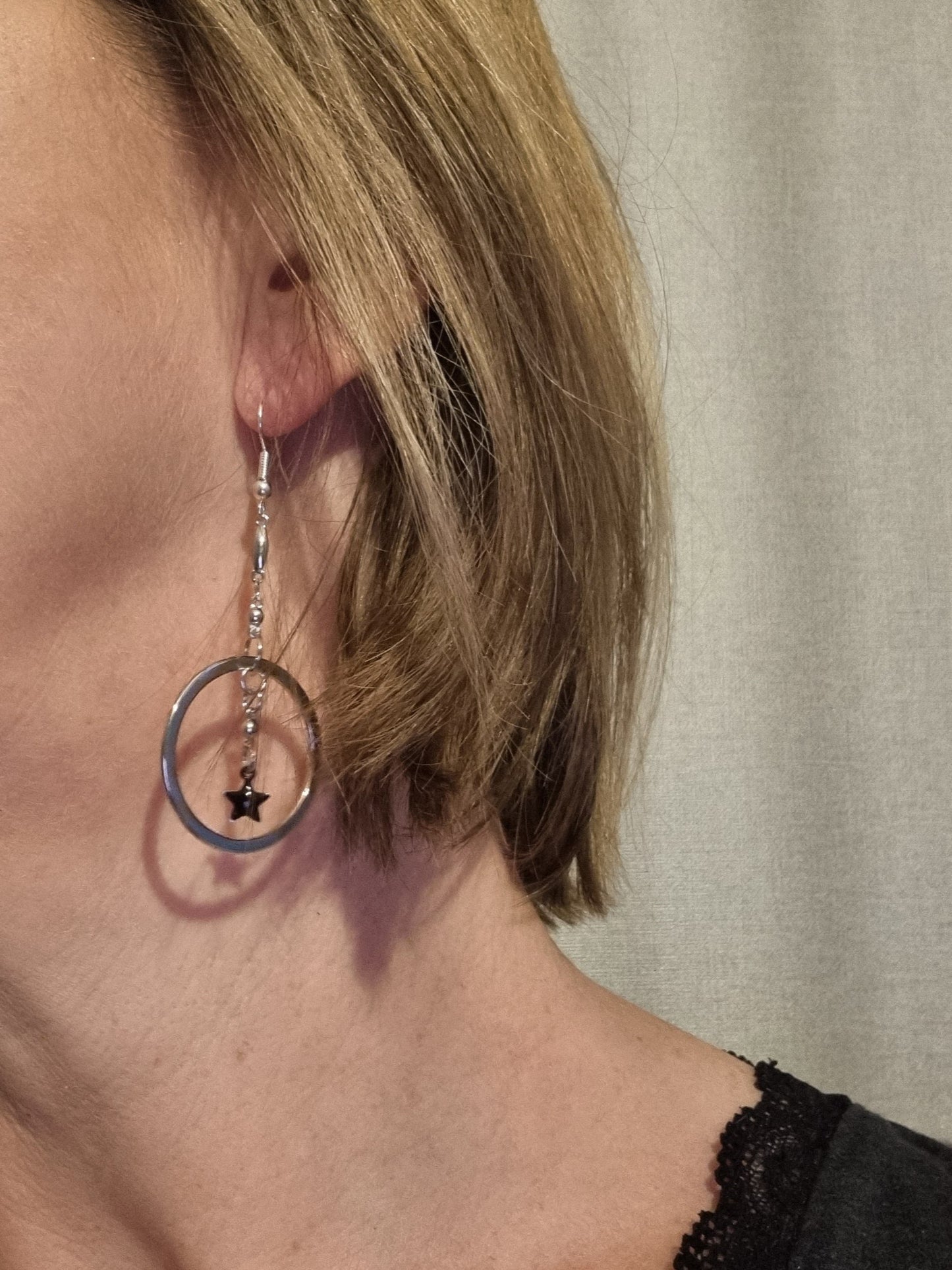 Boucles d'oreilles acier pendantes TILDA