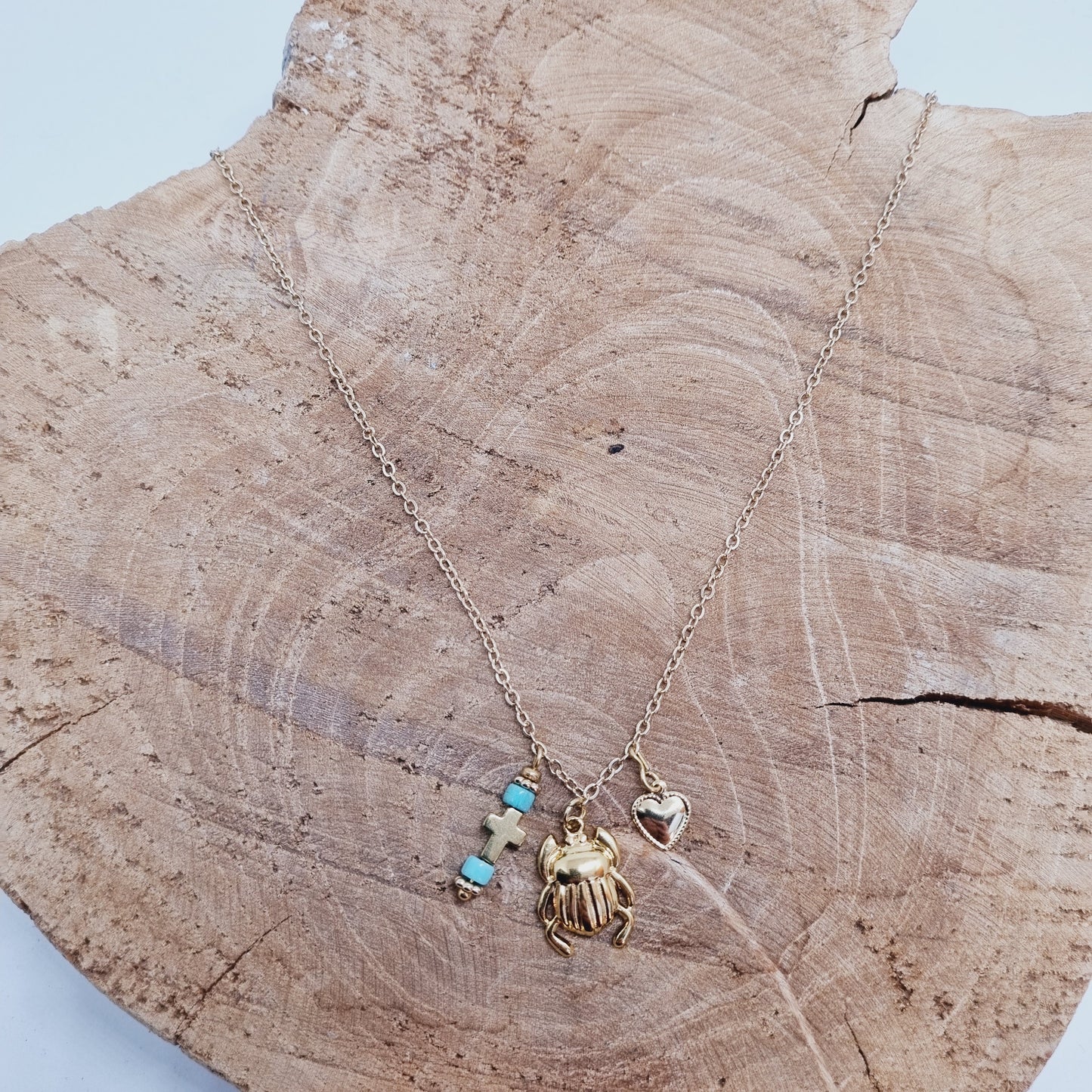 Collier acier doré scarabée KABUTO