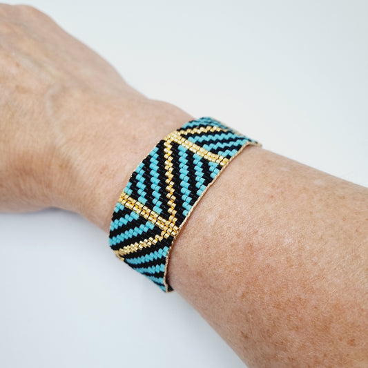 Bracelet manchette perles tissées Nova blue