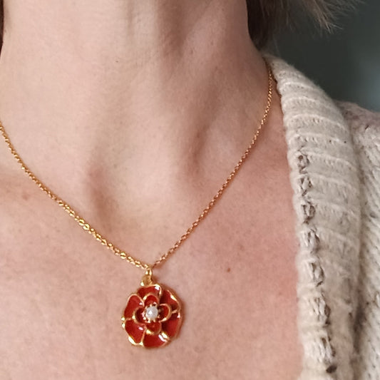 Collier avec pendentif fleur acier Rouge Daisy