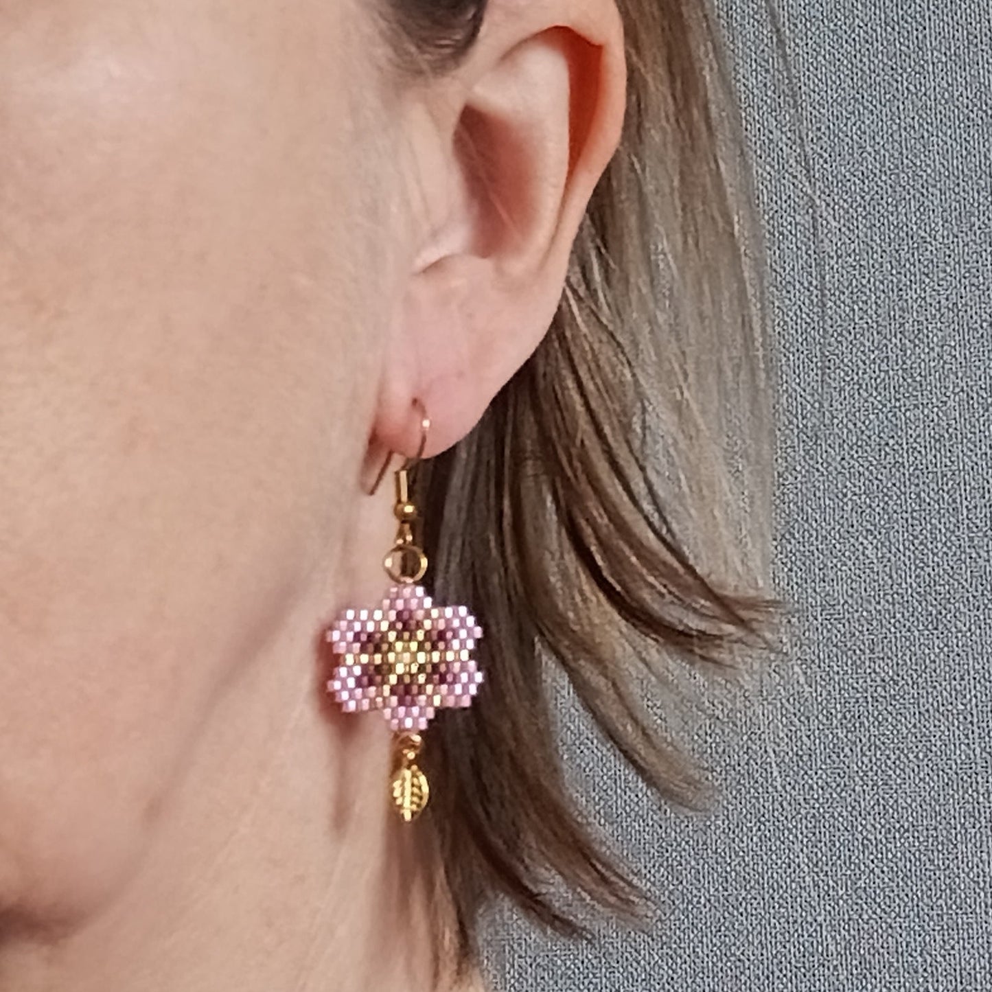 Boucles d'oreilles fleur et feuille or Hortense