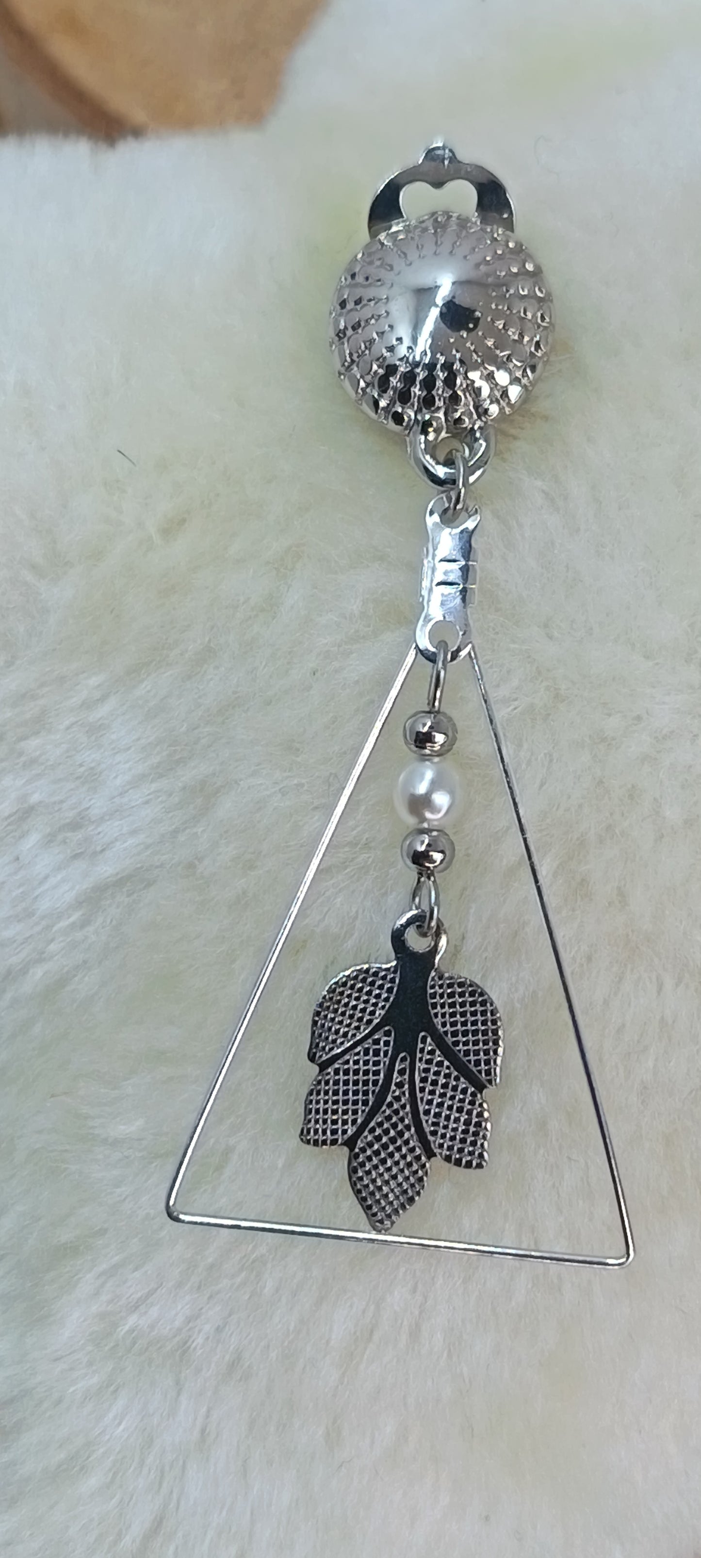 Clips d'oreilles plaqué argent et acier ANNICK